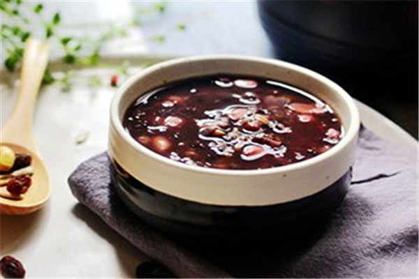 苗韻竹蓀鵝餐飲