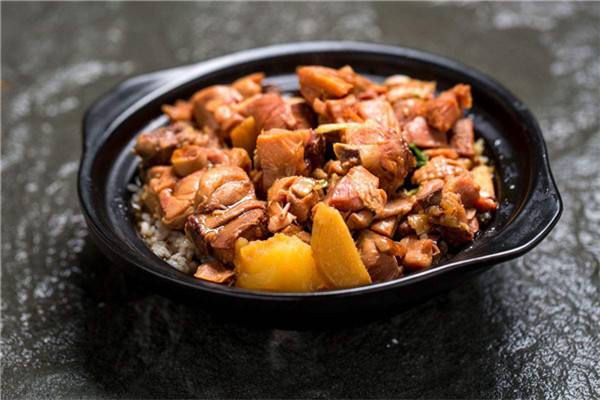 食客領(lǐng)先黃燜雞
