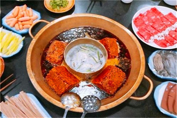 成都流香老灶火鍋加盟