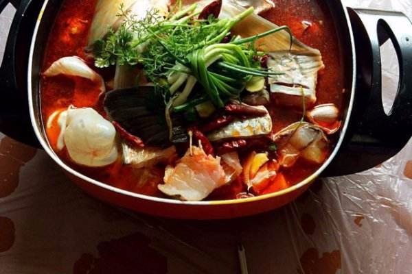 王老六鐵鍋燉魚加盟