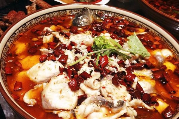 魚幫主魚火鍋加盟
