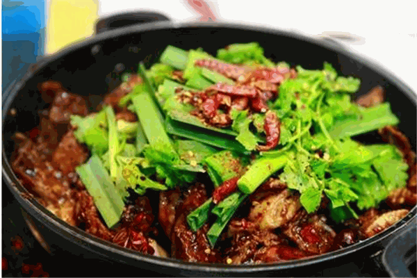 鵝小煲鵝汁撈飯加盟