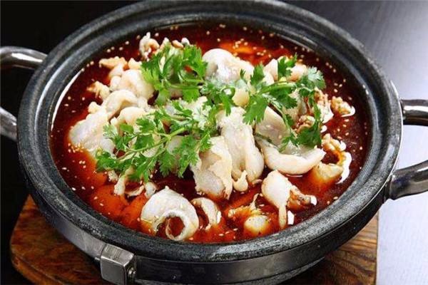 九孔噴泉魚火鍋