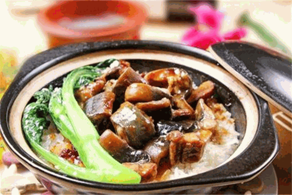 胖胖煲仔飯