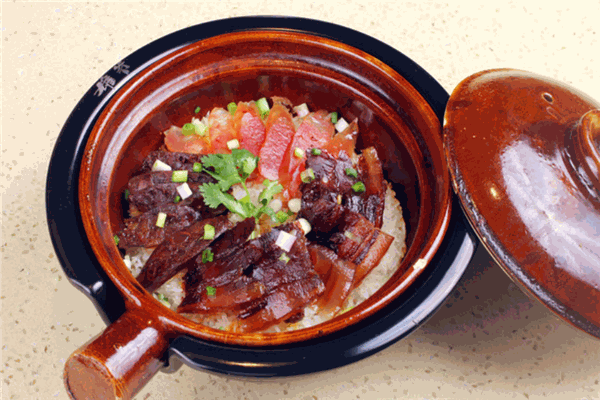 皇潮煲仔飯