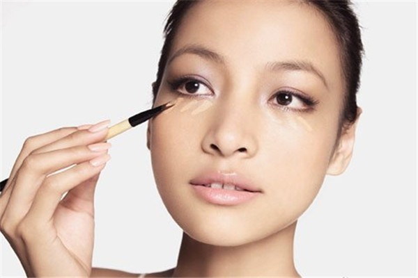 MakeUpForEver美卡芬艾彩妝加盟