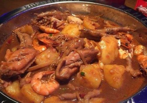 仨倆肉蟹煲加盟