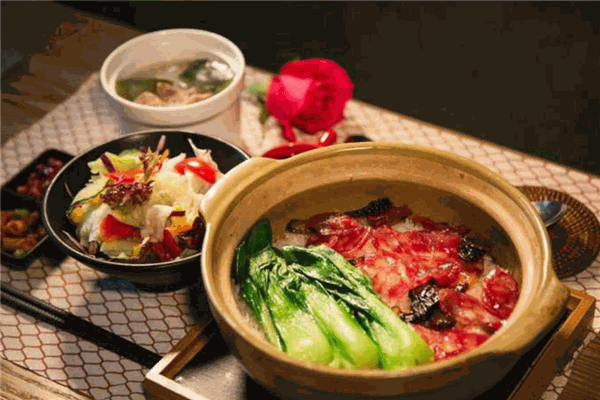 麻辣燙煲仔飯