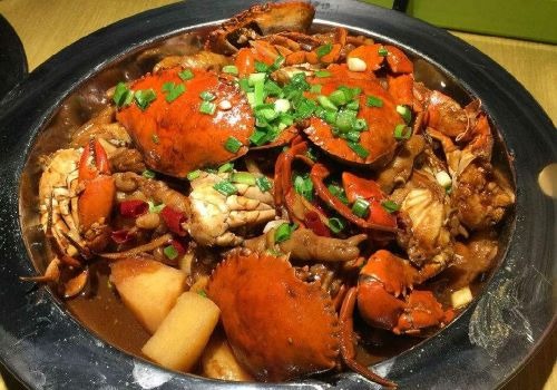 肉肉蟹煲加盟