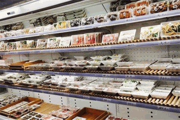青年派對火鍋食材超市加盟