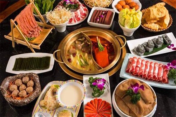 益元養(yǎng)生煲湯火鍋加盟