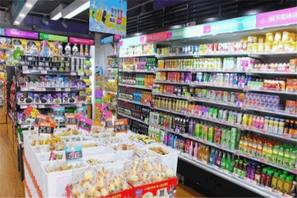 大口小口零食店加盟