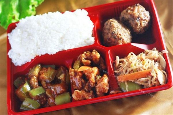 飯點(diǎn)兒快餐加盟