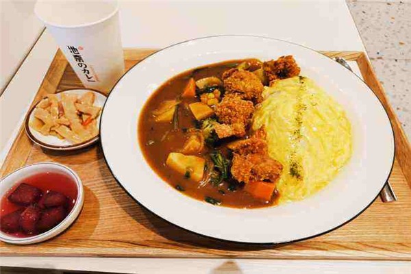 池奈蛋包飯加盟