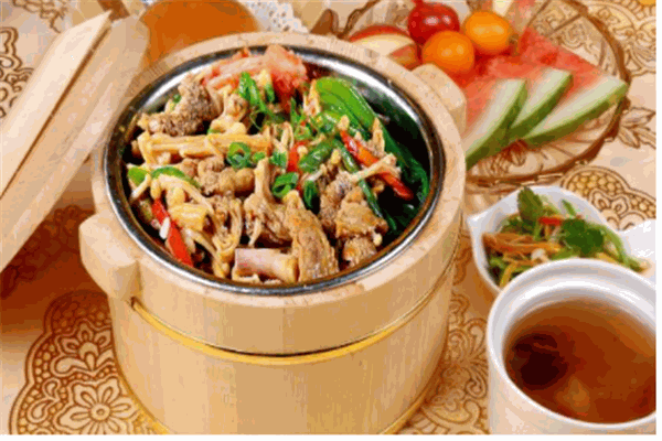 李記木桶飯