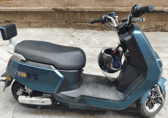 小刀電動車