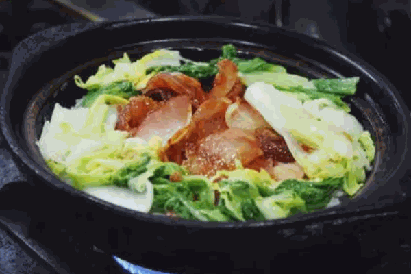 子麟煲仔飯