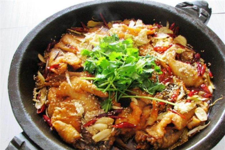 天府石鍋魚