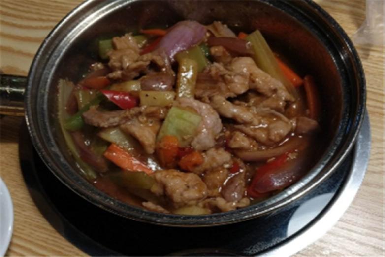 九搖汁香煲快餐
