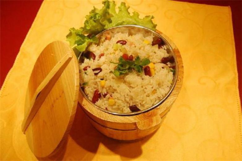 金緣佳木桶飯