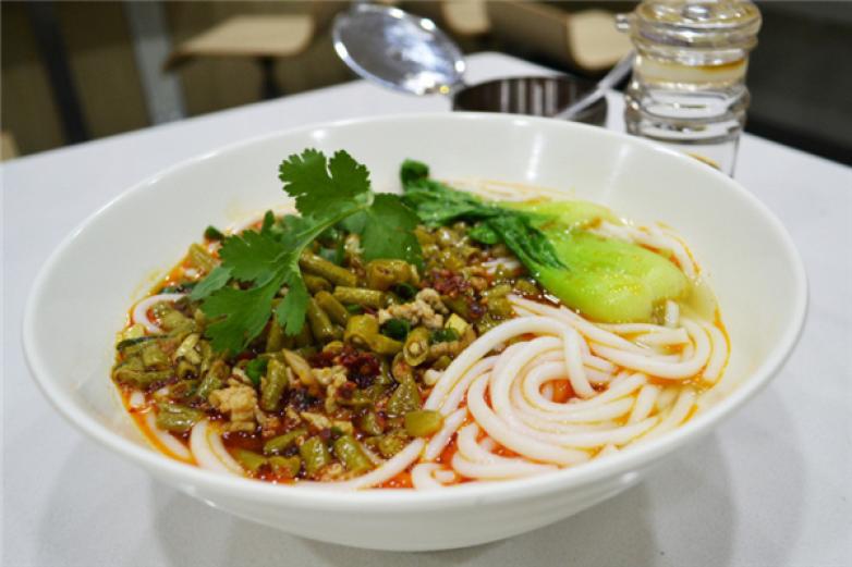 桂林米粉廣式煲仔飯