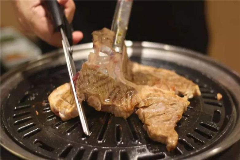 靠鋪烤肉