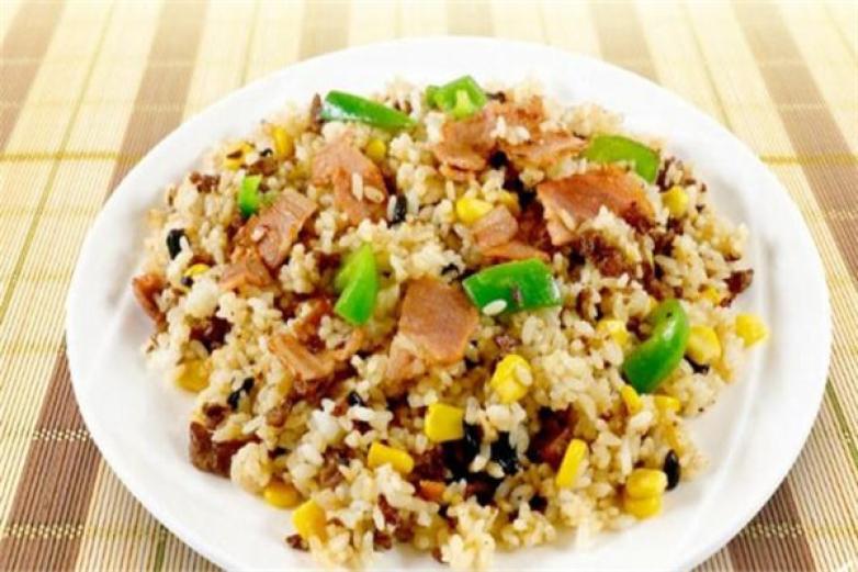 一勺入魂炒飯