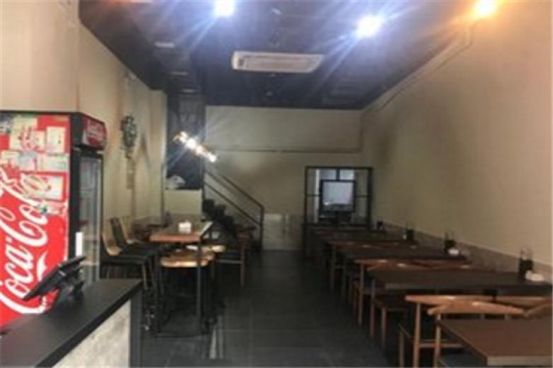角落炸貨鋪