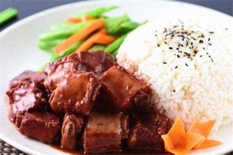 美頤美鮑汁排骨飯