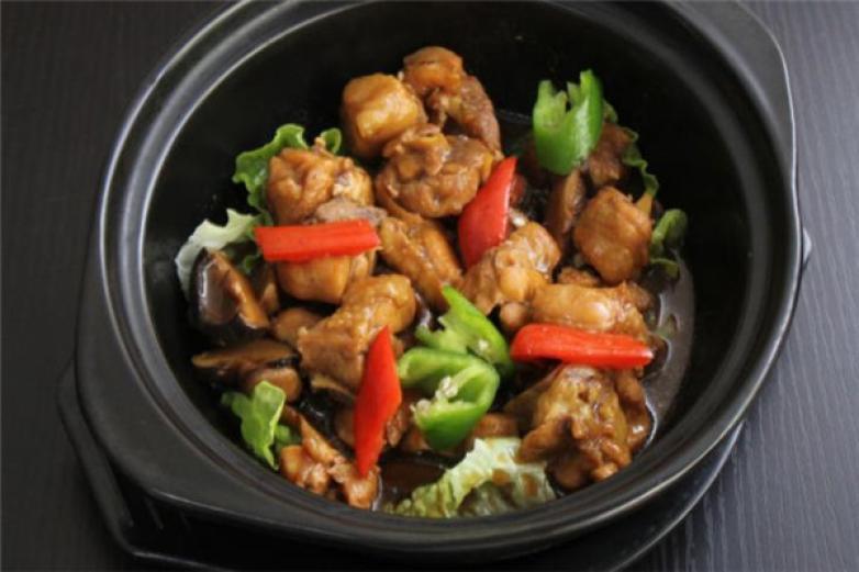 食客領(lǐng)先黃燜雞
