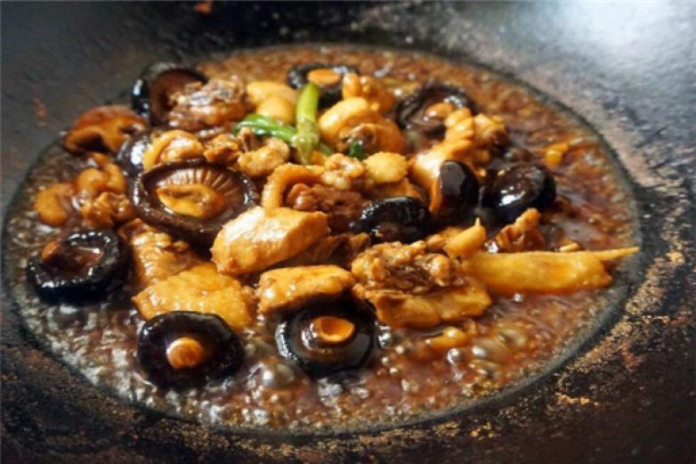 小來(lái)哥黃燜雞
