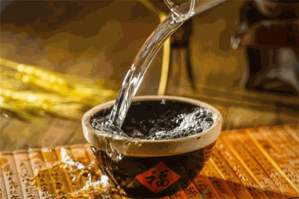 華康酒業(yè)加盟