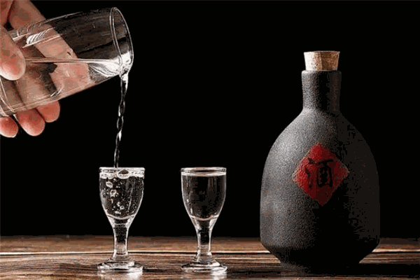 豐達酒業(yè)加盟