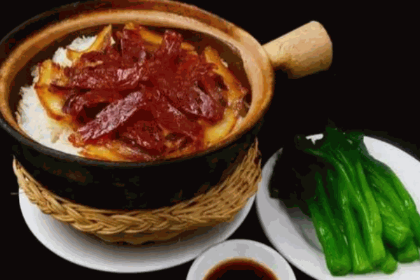 老雷煲仔飯加盟