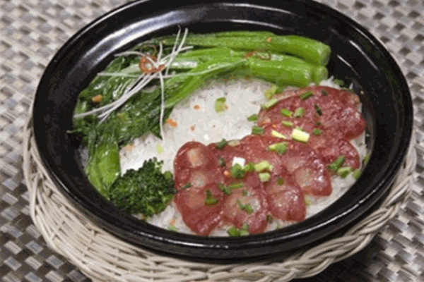玖佰碗煲仔飯加盟