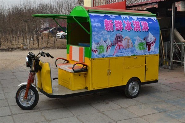 流動(dòng)冰淇淋車