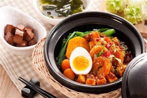 樂記煲仔飯加盟