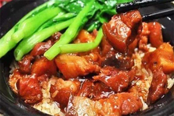 楊記煲仔飯加盟