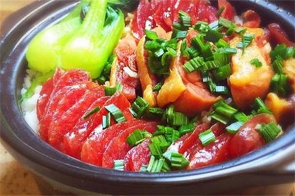 彈牙燉湯煲仔飯加盟