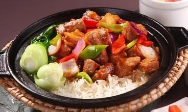 一碗稻谷煲仔飯