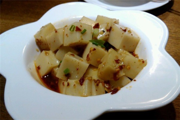 亦小亦美特色融合餐廳加盟