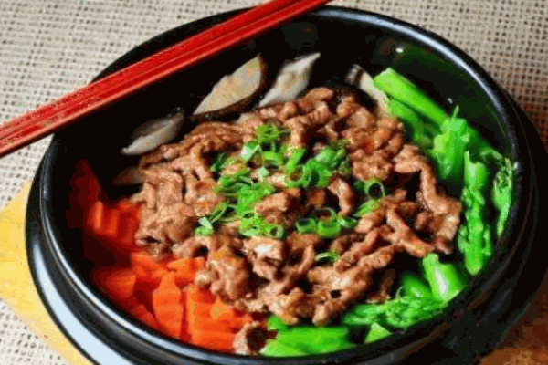 香當(dāng)當(dāng)煲仔飯加盟