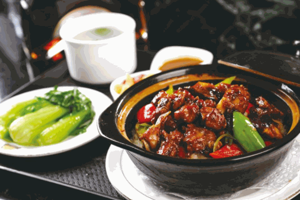 天天有煲仔飯加盟