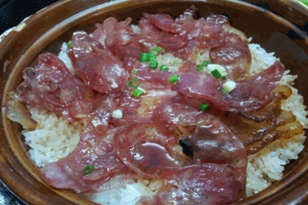 品芳煲仔飯加盟