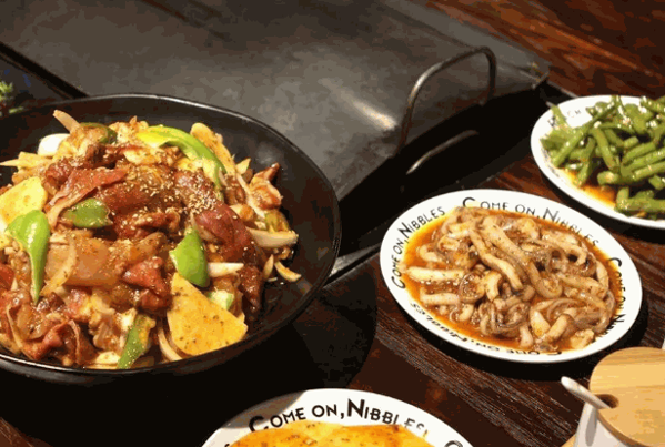 小廚神鐵板烤肉飯