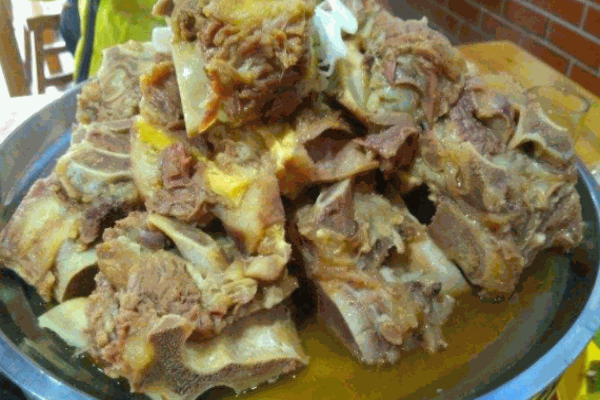 九頭狼大盆骨