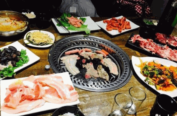 石板烤肉店