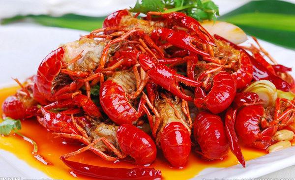 魚戀蝦火鍋店