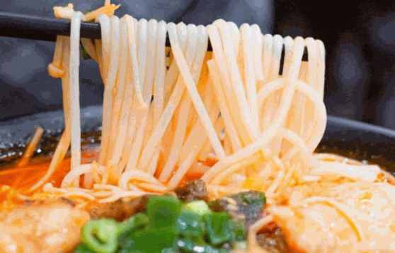 滇阿哥米線店
