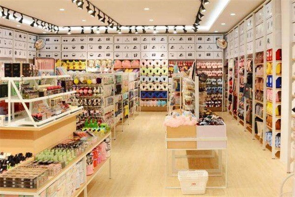 日潮韓潮日用品店加盟